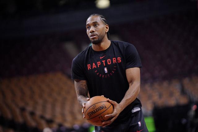 37分！亚历山大砍全场最高分，关键时刻摘10分定乾坤（轰下37分全场最高！亚历山大关键时刻连取10分锁定胜局）